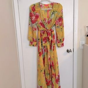 Yellow dress with roses